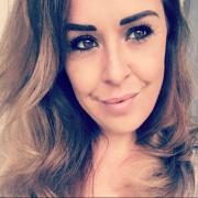 Bellen met  helderziende Nessa uit Rotterdam
